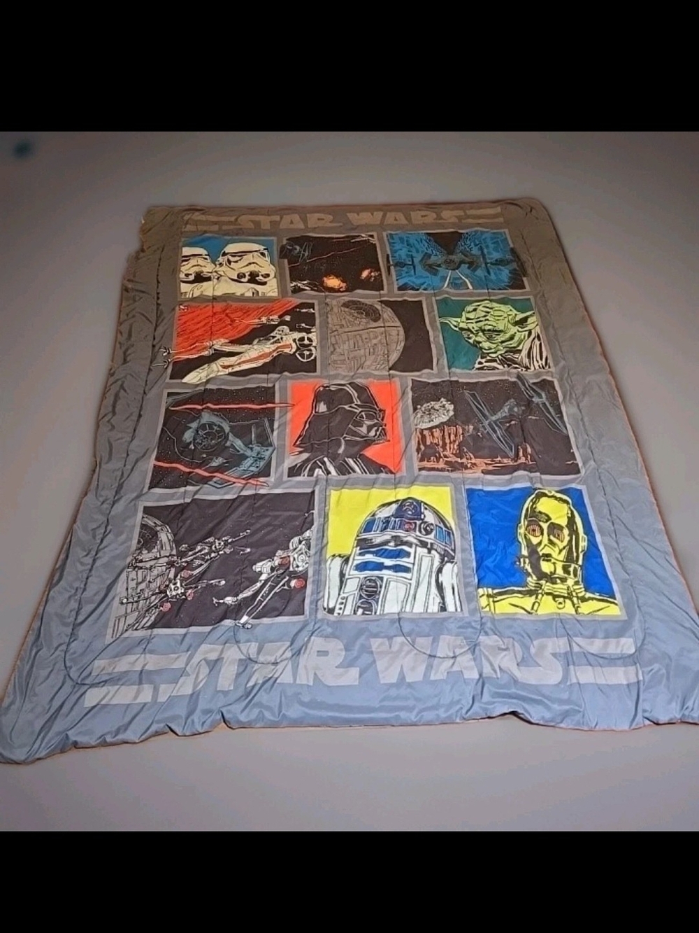 Vintage 70's- 80's Star Wars Gray Comforter with Multi-Color Character Panels